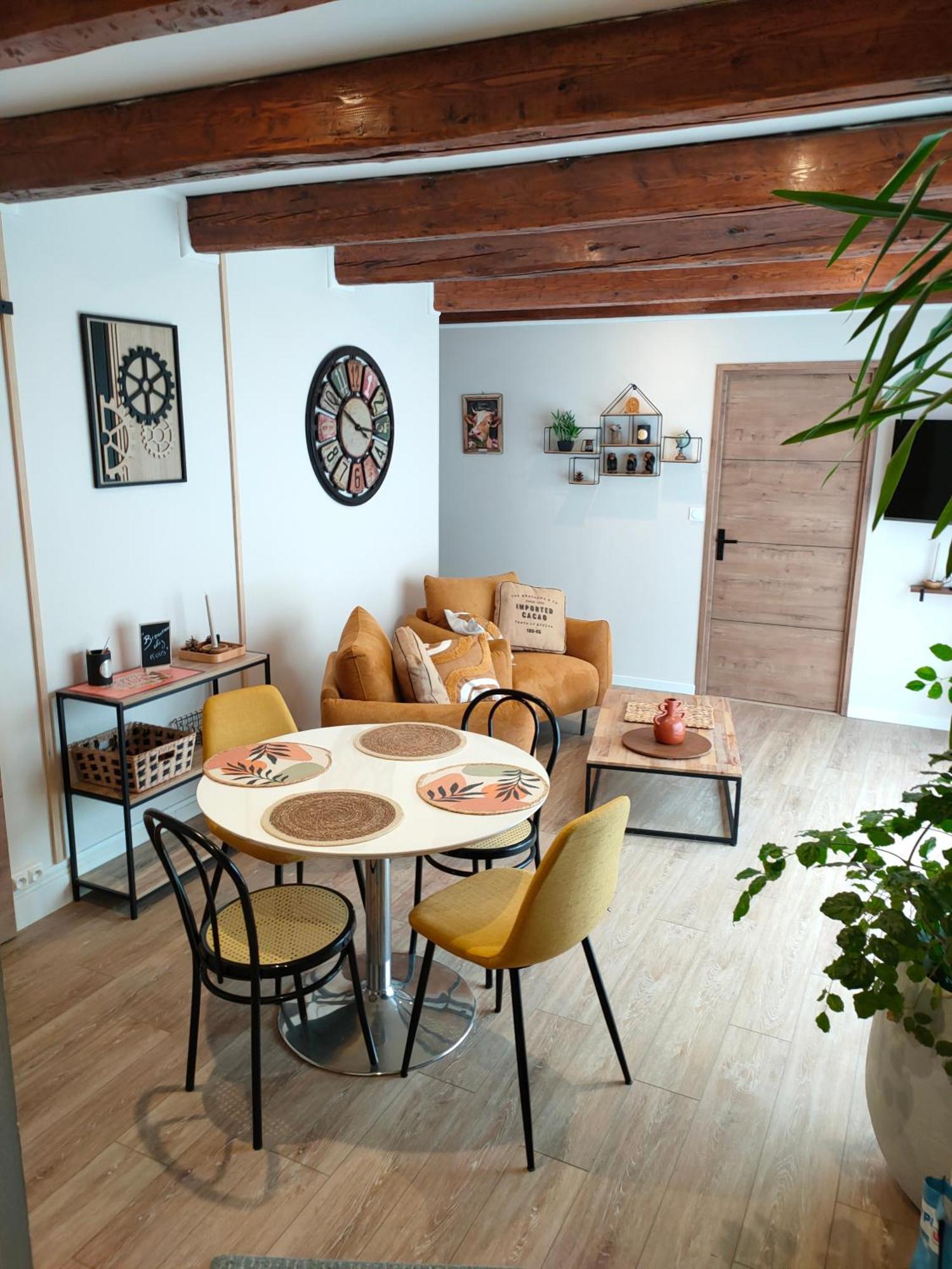 Le Ptit Atelier, Appartement Cosy A Champagnole Exteriör bild